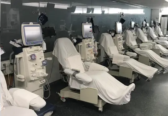Diaverum de Almada recebe 38 novos monitores de diálise