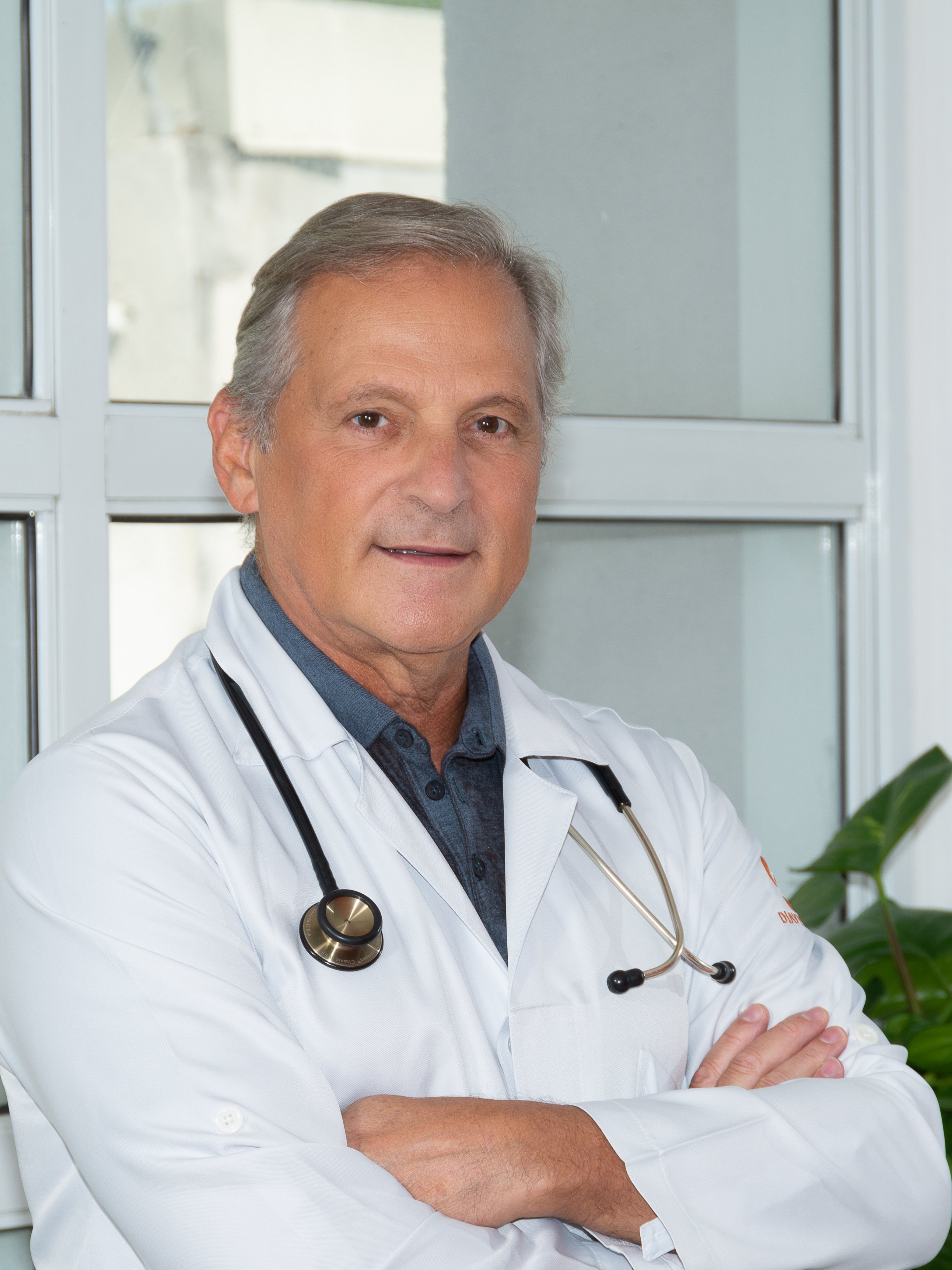 Dr. Elerson Carlos Costalonga
